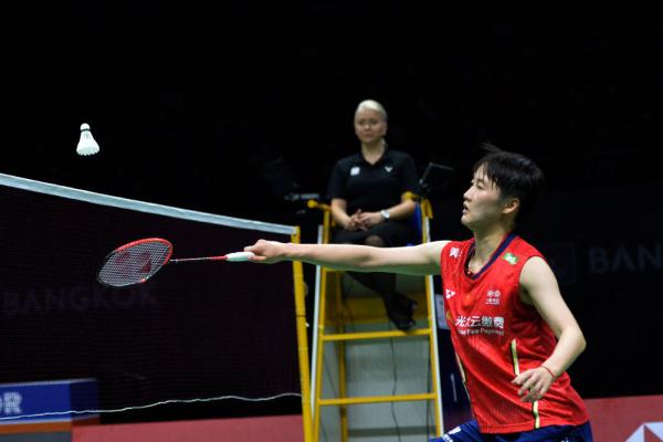 以与阿贾克 以与阿贾克